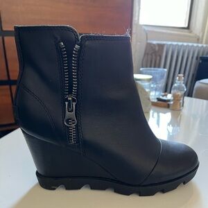 Sorel Joan of Artic Wedge III Chelsea Boot (waterproof)
